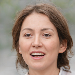 Ava Lewis